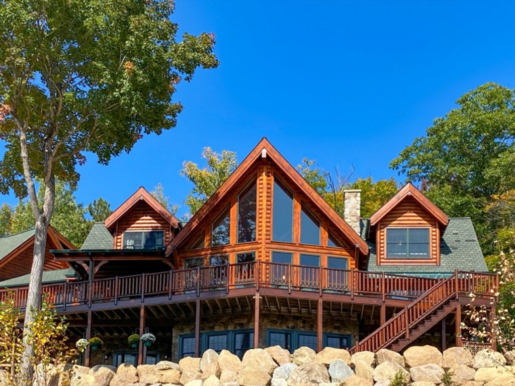 Durable log cabin homes